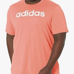 ✨🤍 Brand new (with tags) men’s essentials adidas embroidered logo t-shirt ✨